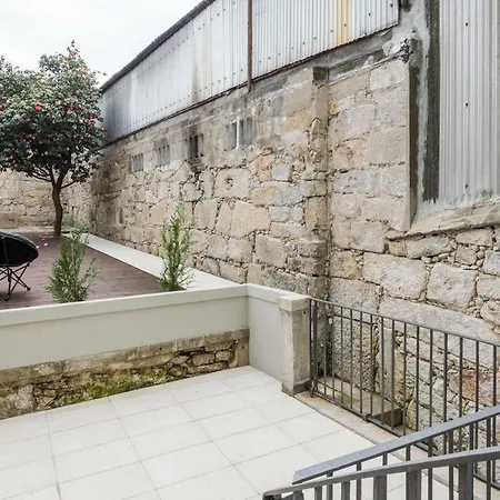Affittacamere Stayinbonfim Suites Oporto